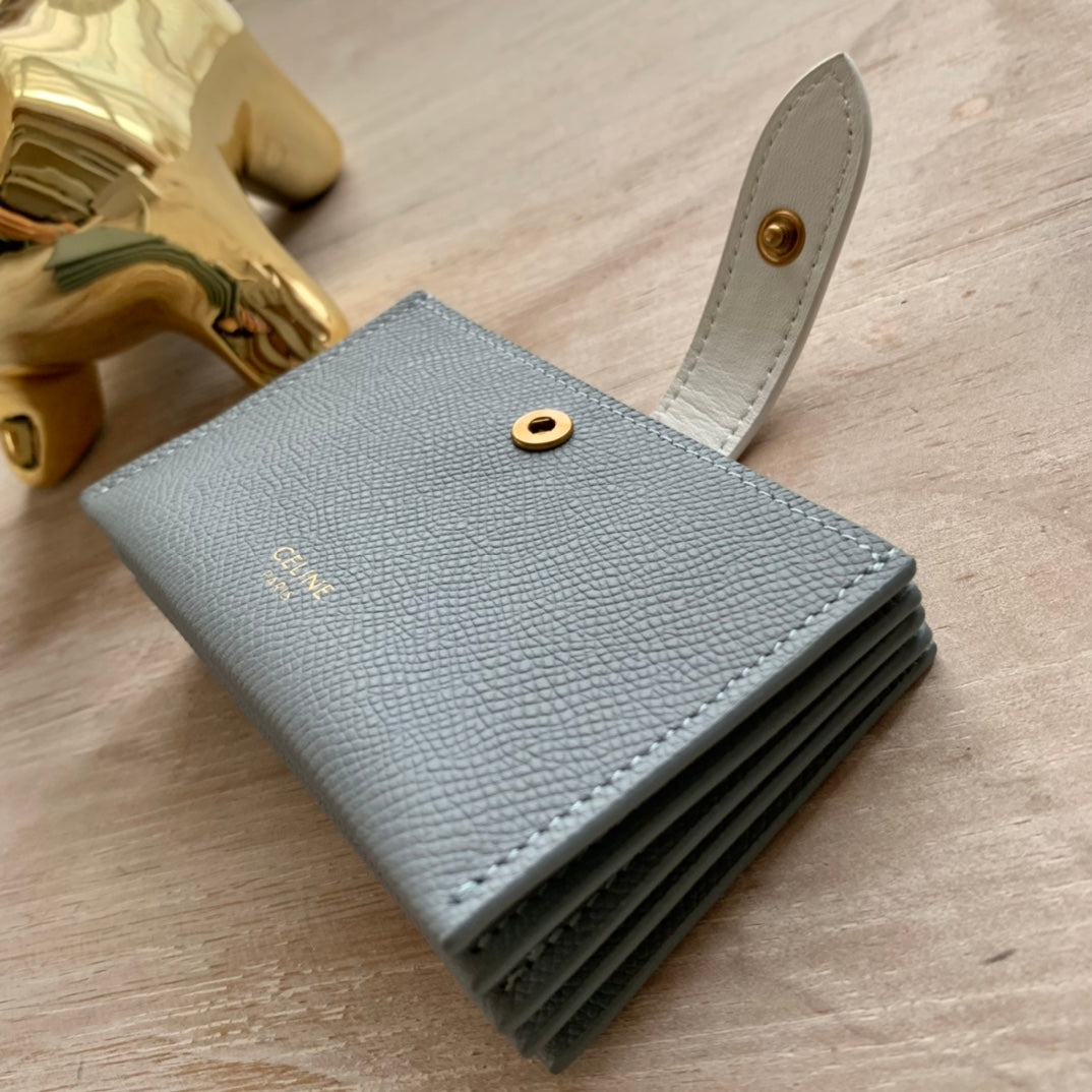 Celine 粒面牛皮風琴卡包