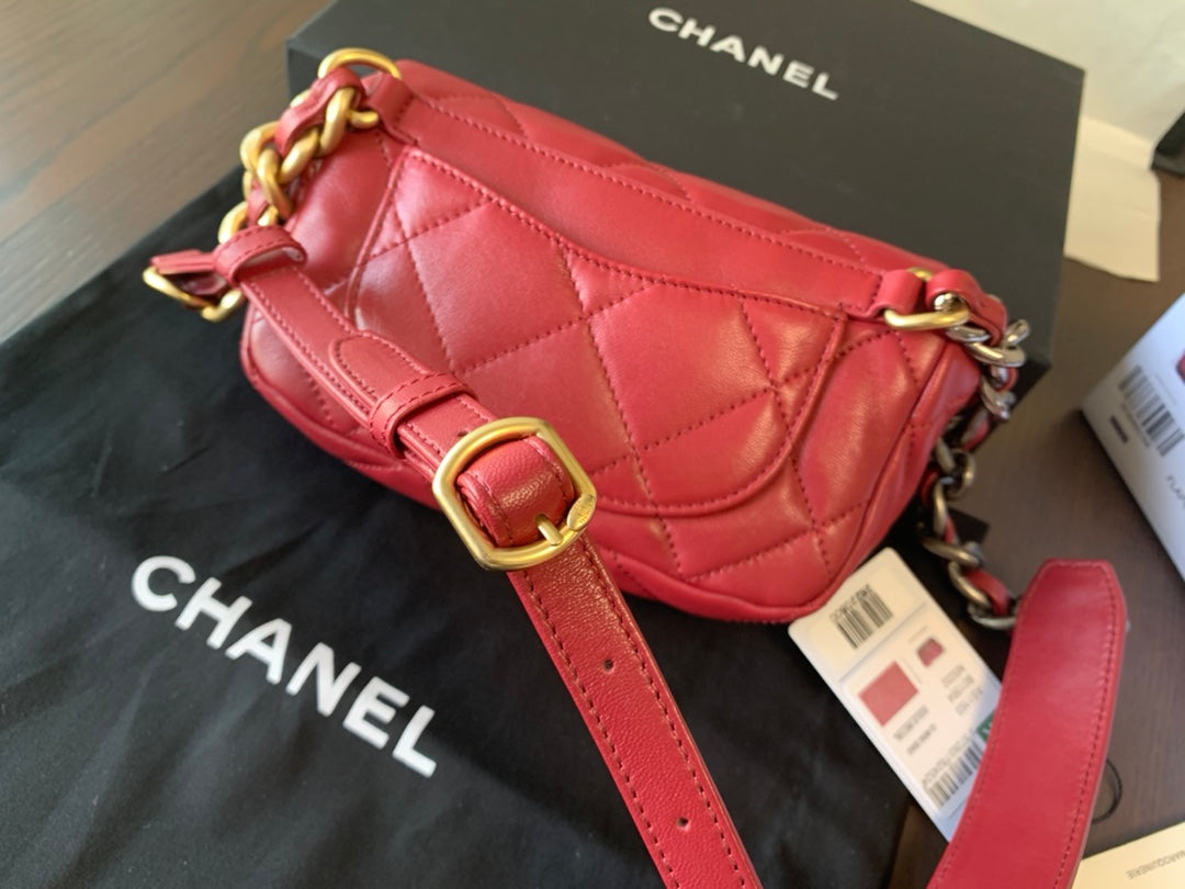 Chanel 19Bag系列腰包-紅色