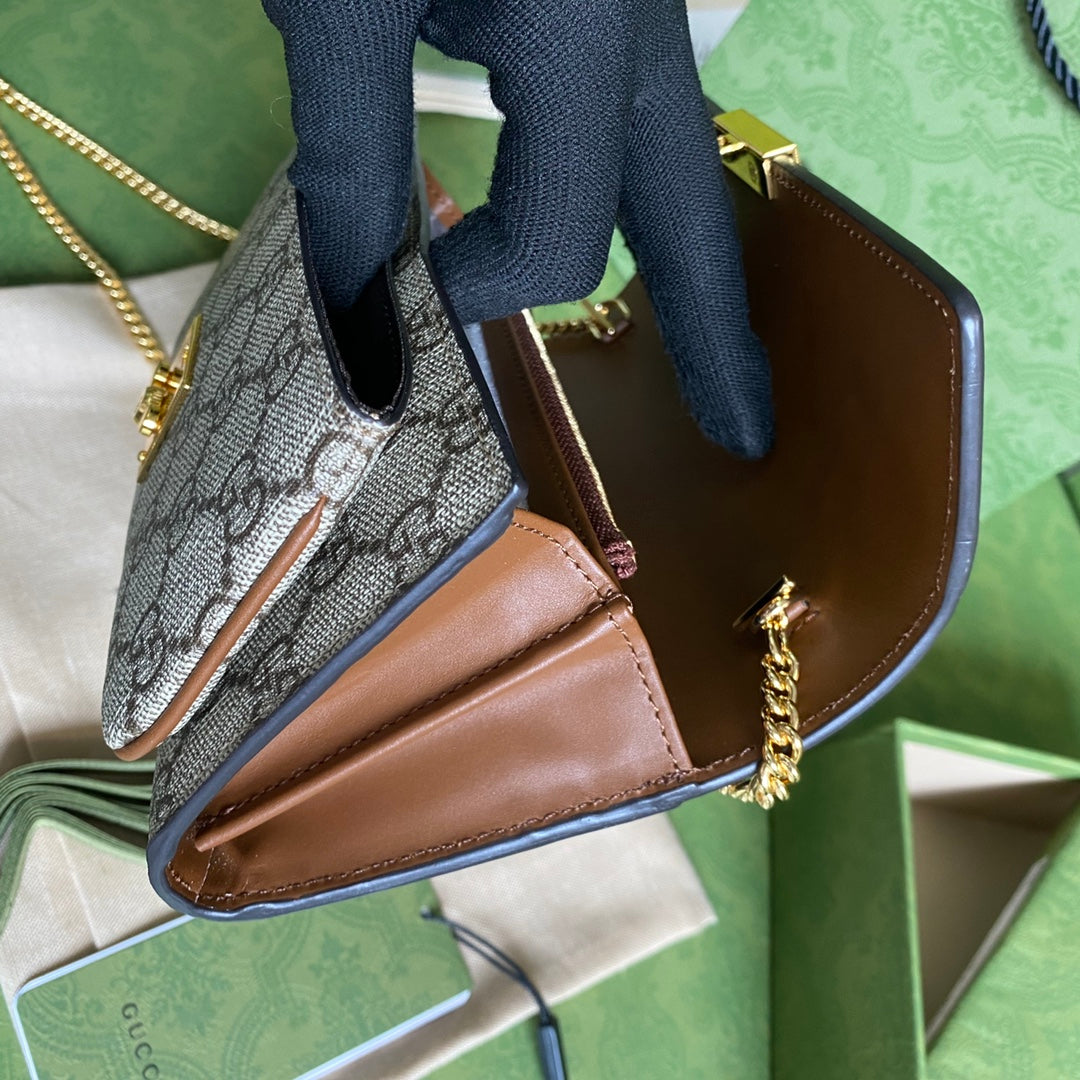 Gucci 鎖扣鏈條包 長夾