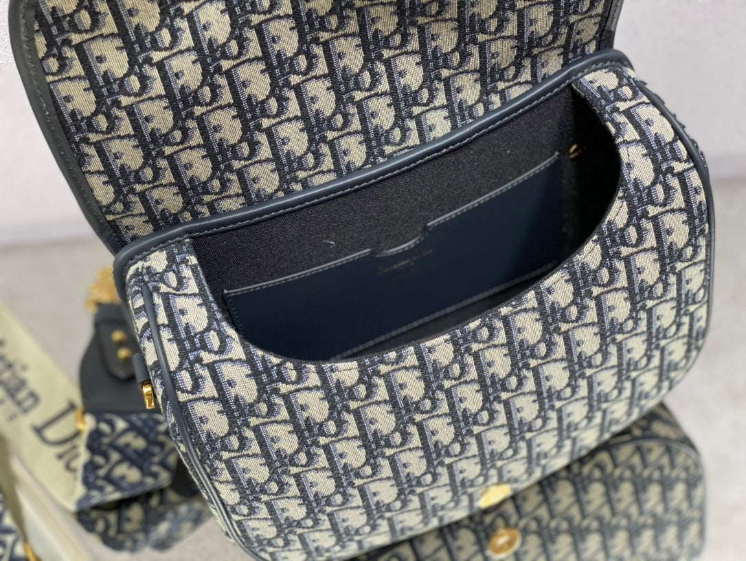 Dior-Bobby包 oblique系列秋冬 大號 經典藍布