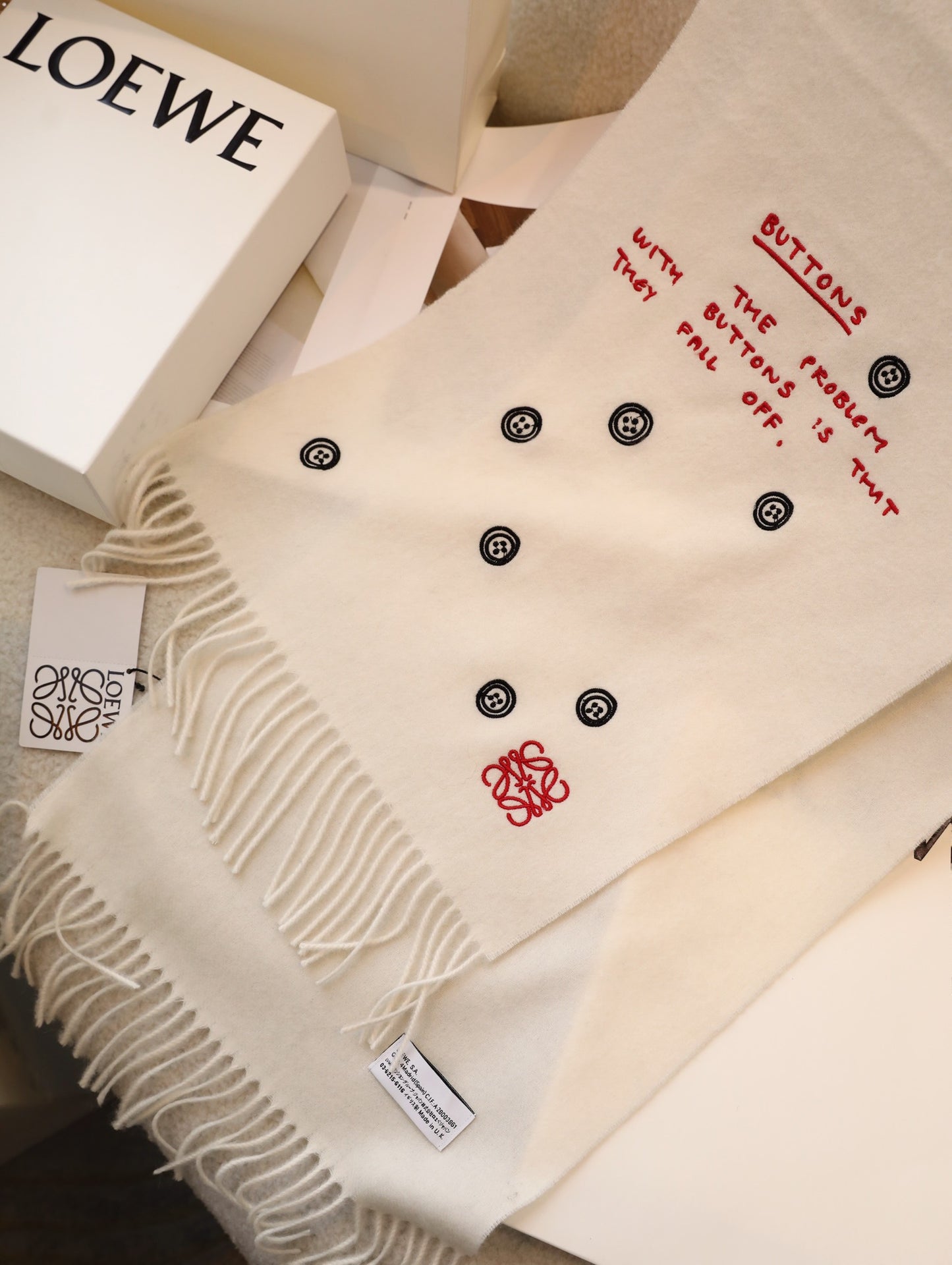 羅L威-鈕扣Anagram刺繡圍巾 100%羊羔絨-35*180cm