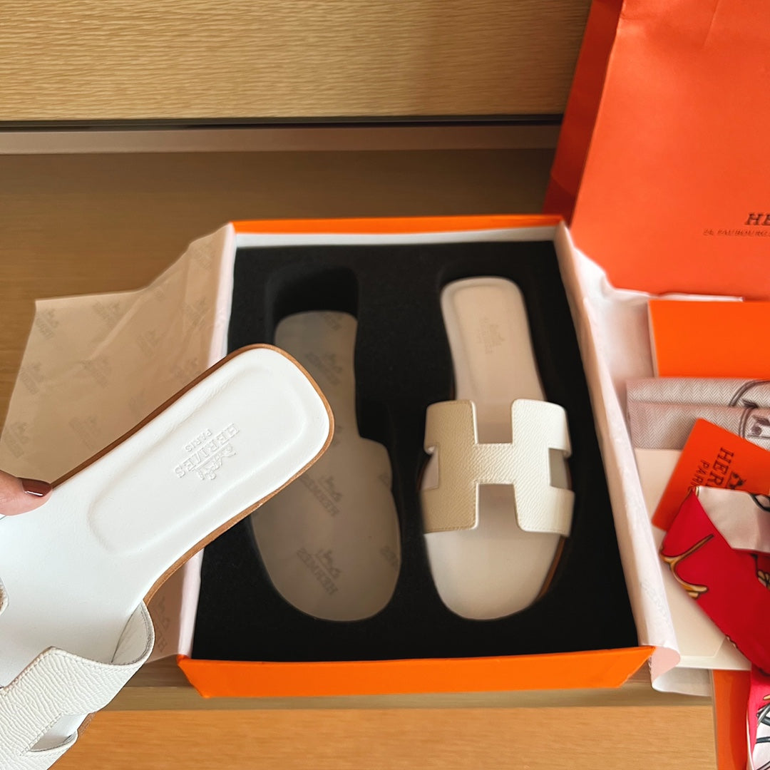 小愛款-經典H拖鞋 掌紋全包中底 白色