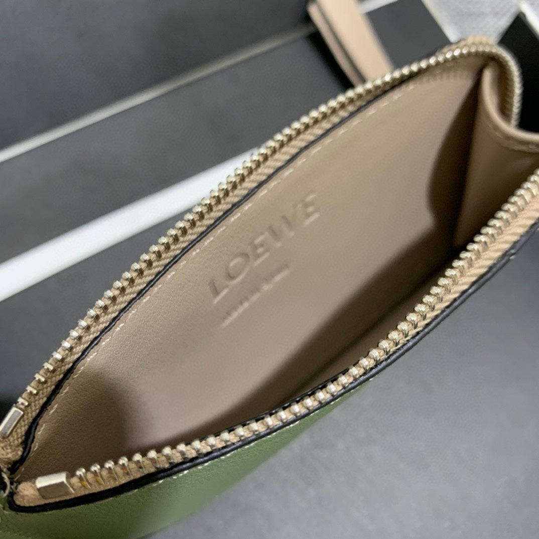 Loewe 拼接拉鍊卡包
