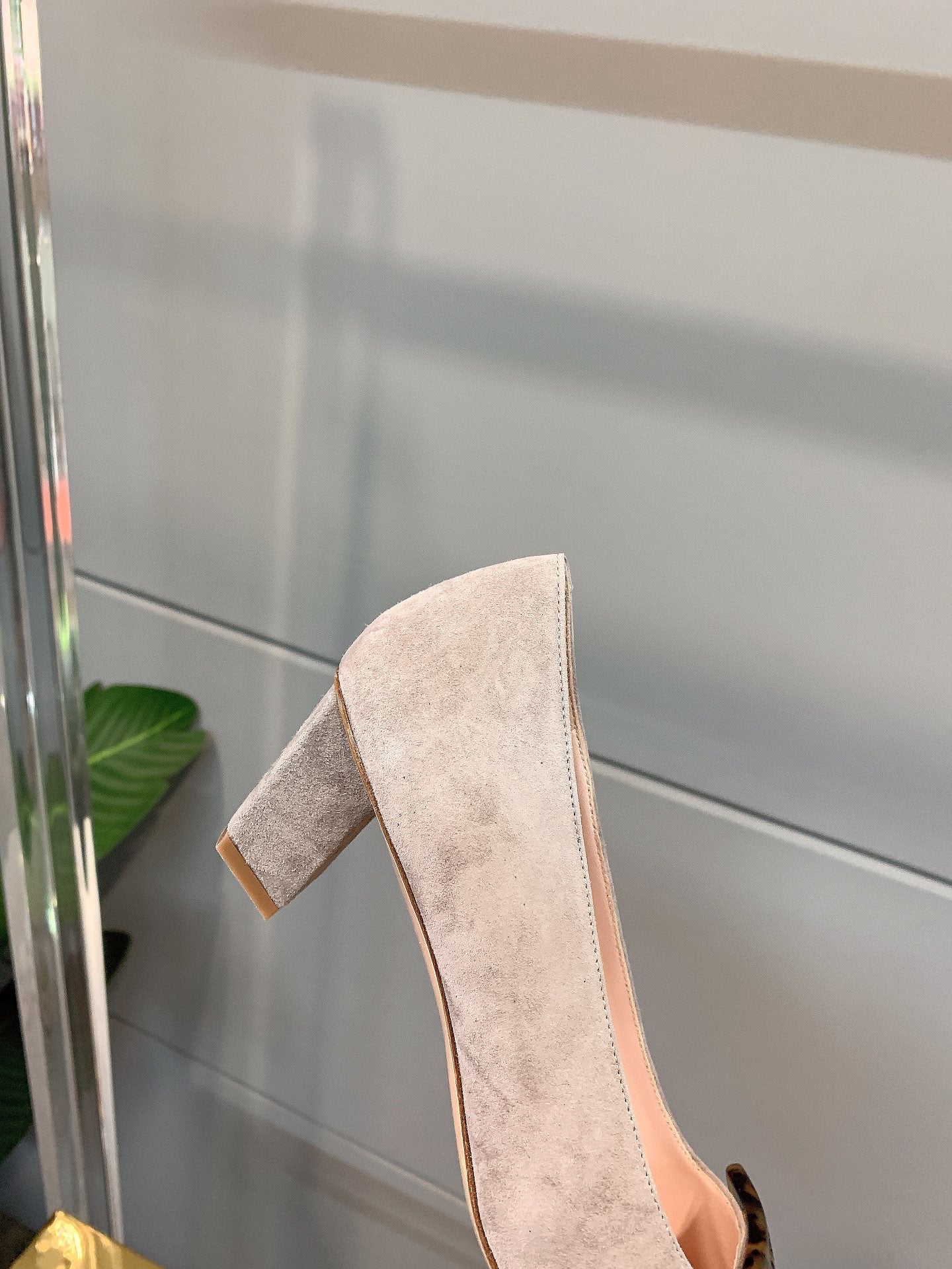 Roger Vivier Belle玳瑁扣方頭鞋