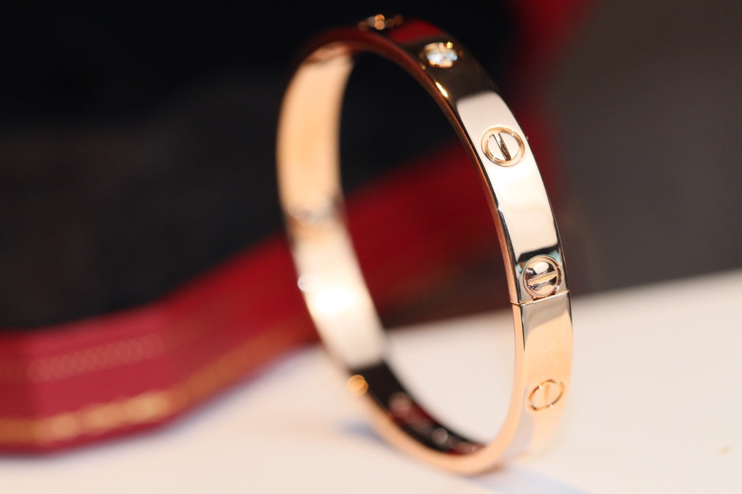 Cartier Love寬版手鐲-玫瑰金/黃金-4鑽