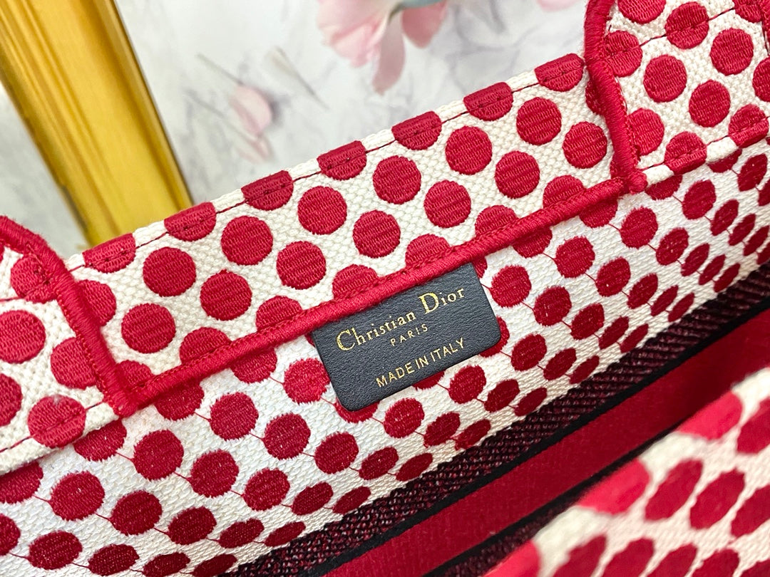 Dior Book Tote-小號36.5cm-刺繡波點