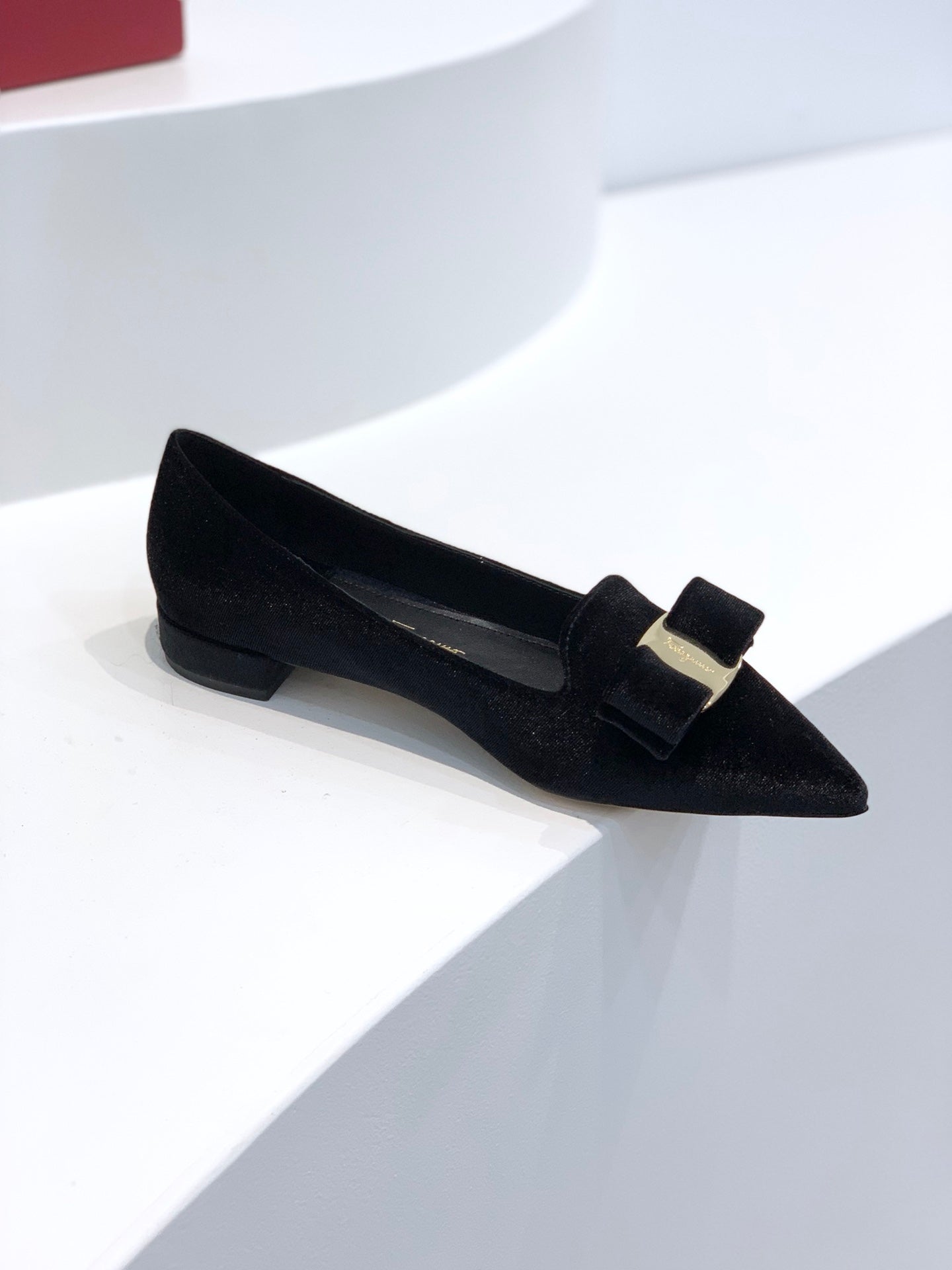 Salvatore Ferragamo鞋子-尖頭平底鞋
