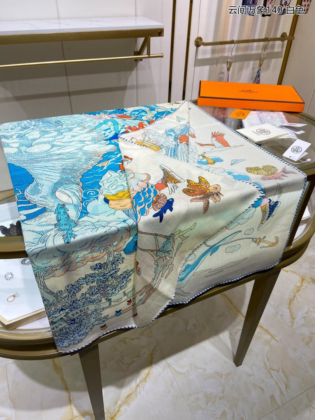 小愛款-雲間萬象方形圍巾 140*140cm 70%羊絨+30%真絲 白色