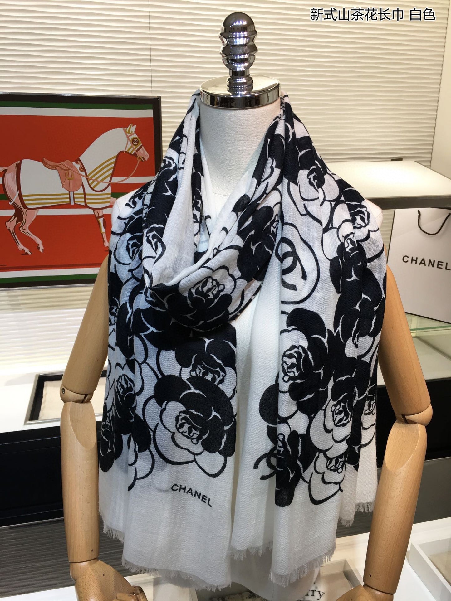小香家-新式山茶花圍巾 110*200cm 100%頂級羊絨 白色