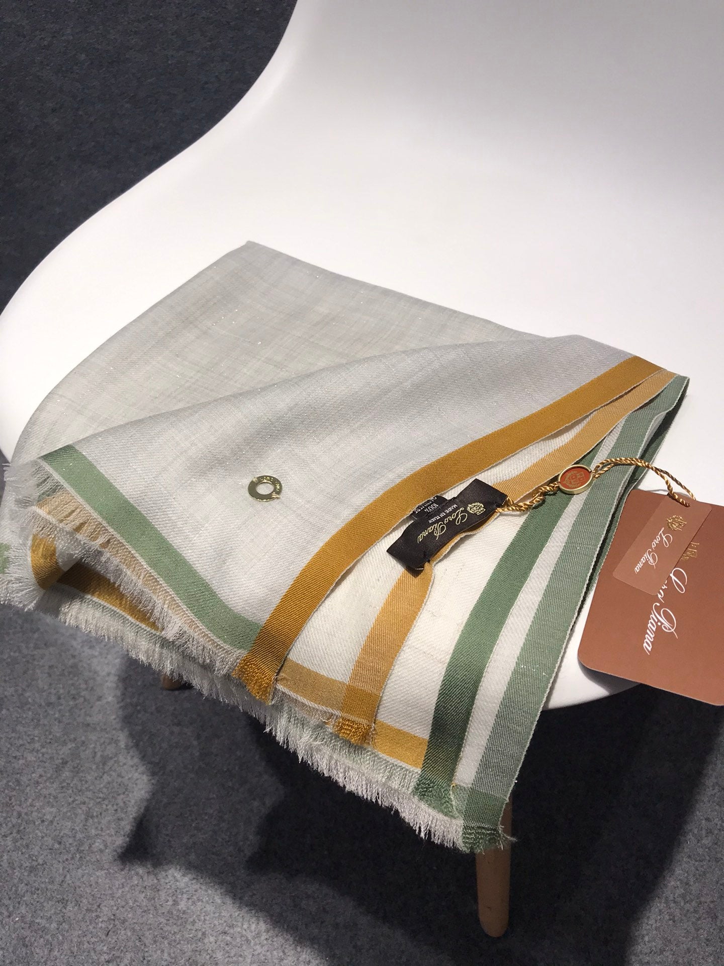 L-Piana-漸變色細線條羊絨金屬絲圍巾-110*110cm
