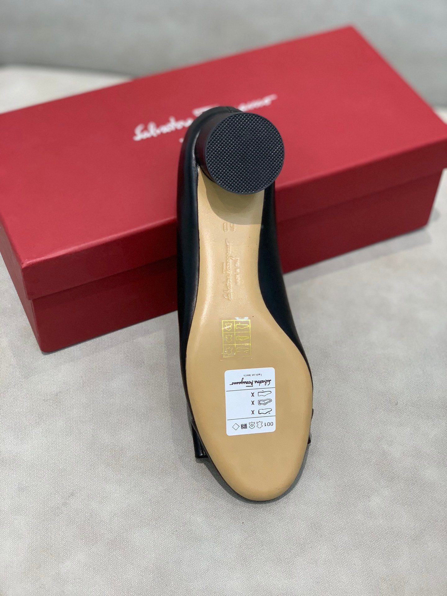 Salvatore Ferragamo鞋-菲拉格慕 VARA蝴蝶結 粗低跟鞋