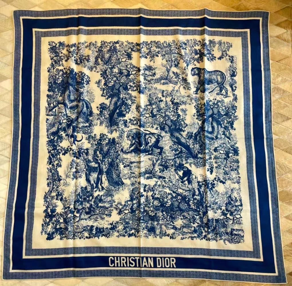 迪D家-茹伊叢手繪絲絨方形圍巾 110*110 cm