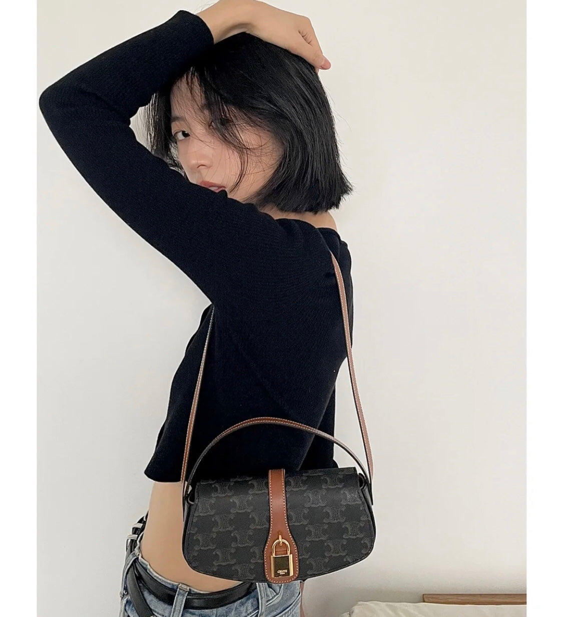 賽C家-Mini Tabou Clutch 鎖頭飾腋下包 老花
