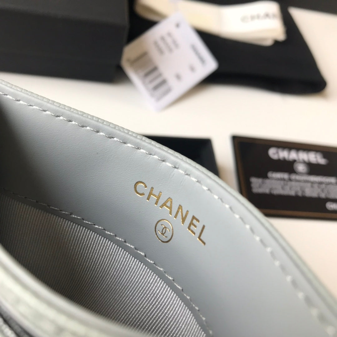Chanel 大Logo卡包