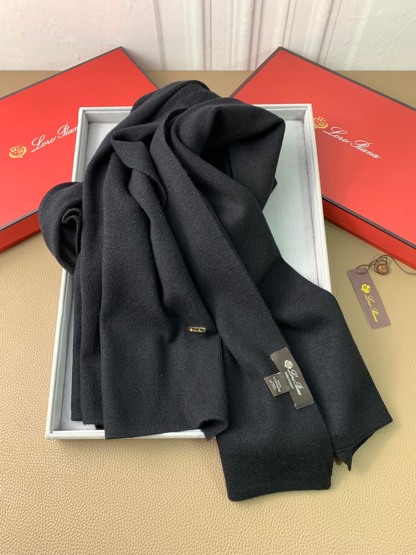L-Piana-素色羊絨圍巾 65*190cm 100%羊絨 黑色