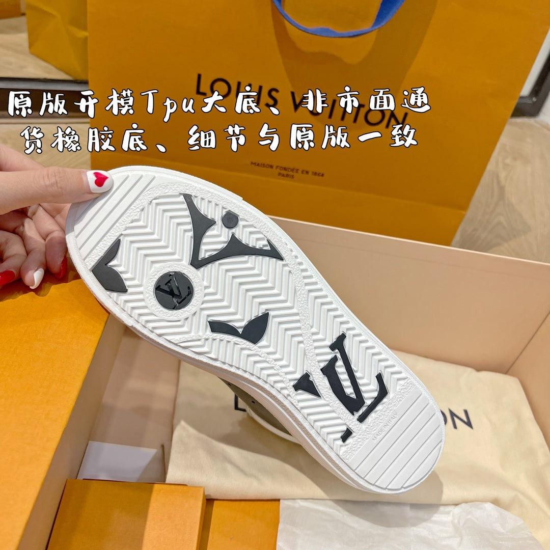 LV鞋-LV Trainer 高筒 運動鞋休閒鞋 灰白款