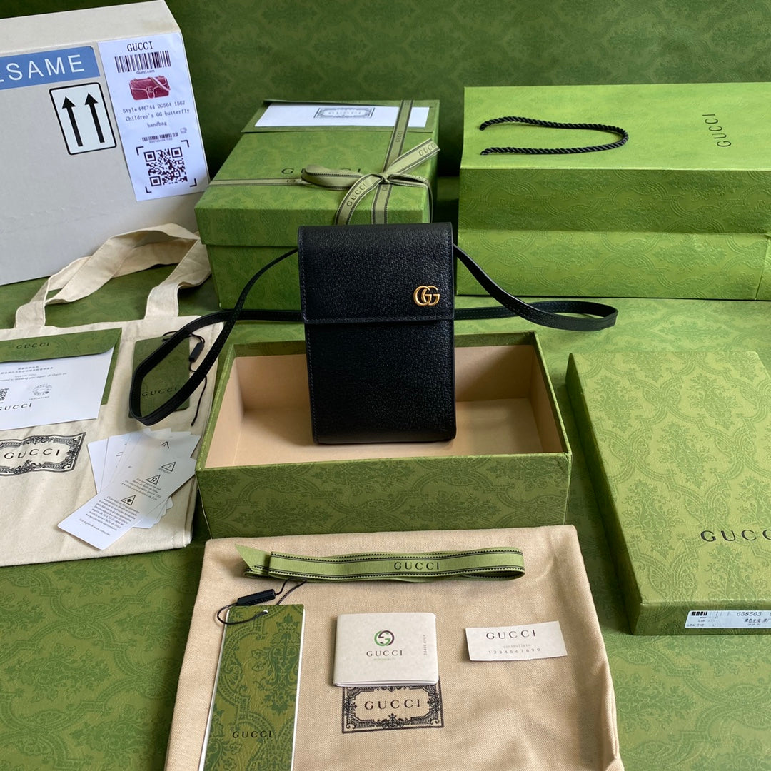 Gucci 手機包