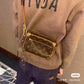 M68906 路L家-Mini Soft Trunck老花盒子包 上身照