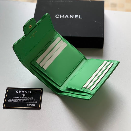 Chanel CF 三折短夾-綠色荔枝皮金釦