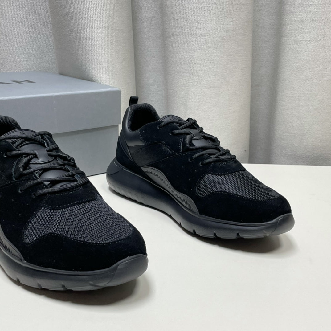 Hog-Hyperlight系列 厚底運動鞋 黑色