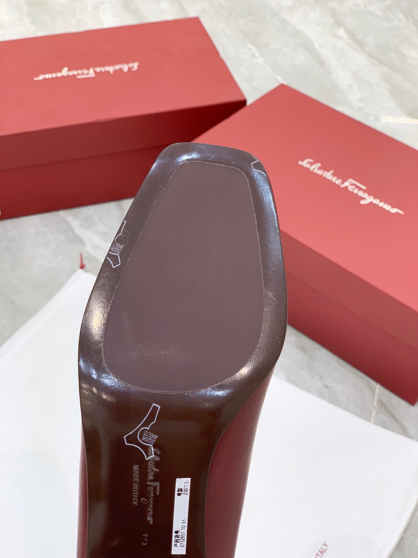 Salvatore Ferragamo鞋-菲拉格慕 馬蹄扣 小方頭 低跟鞋