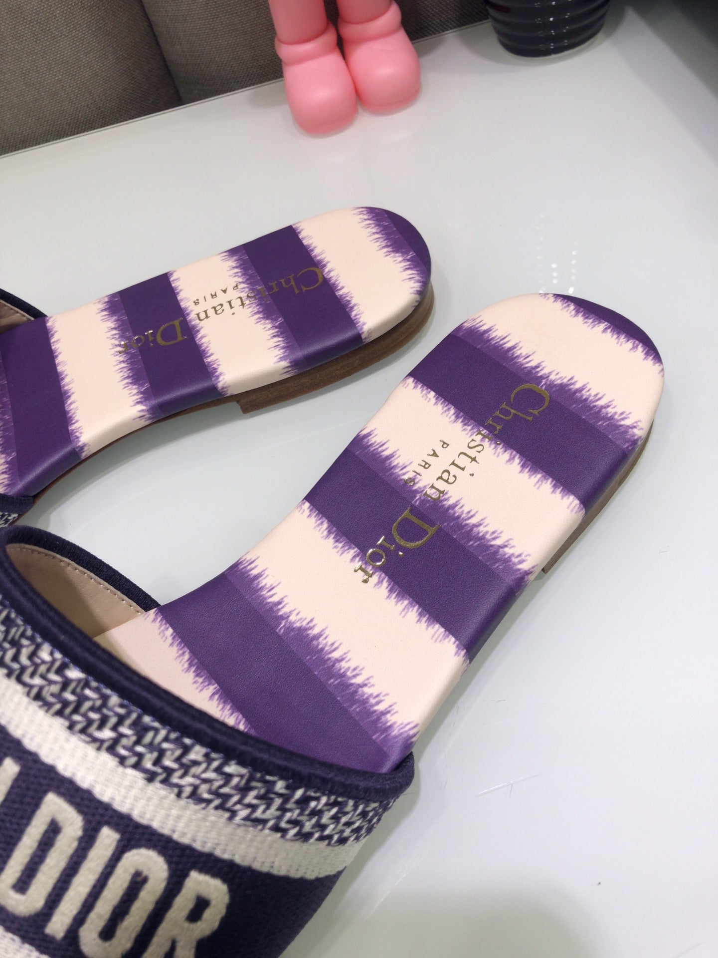 迪D家-2022早春新款 刺繡拖鞋 條紋紫色