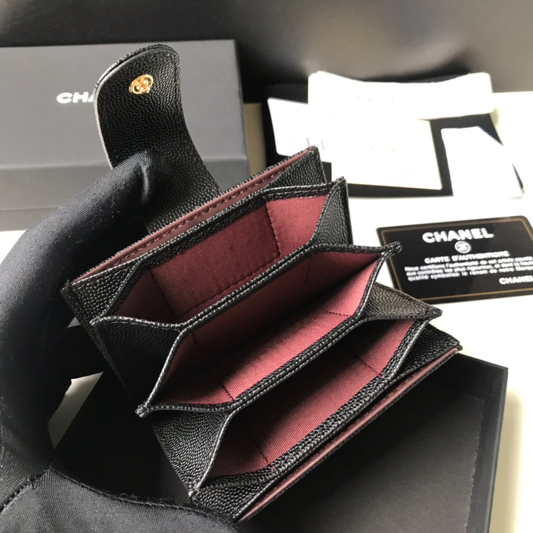 Chanel 多隔層風琴式卡包