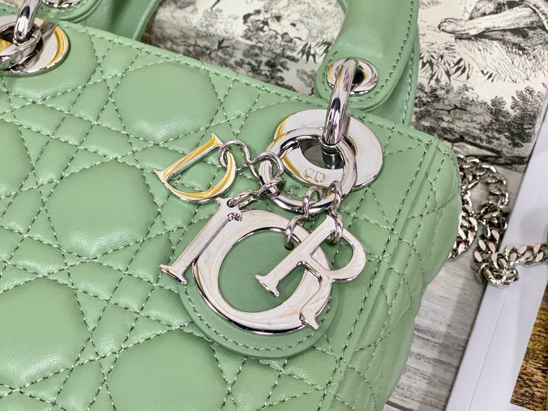 Dior-Mini Lady Dior手袋-三格黛妃-17cm-牛油果綠
