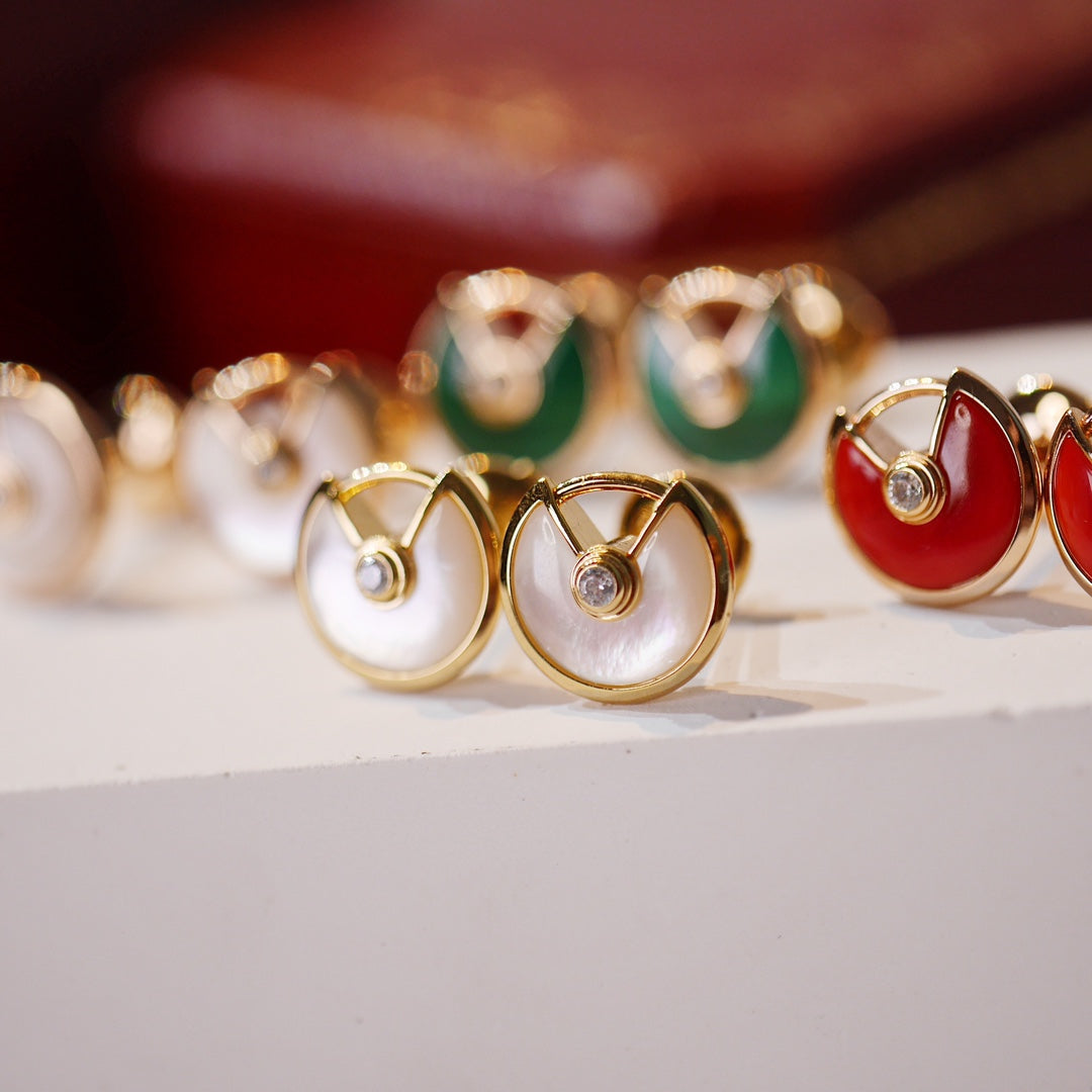 Cartier Amulette 貼耳式耳環