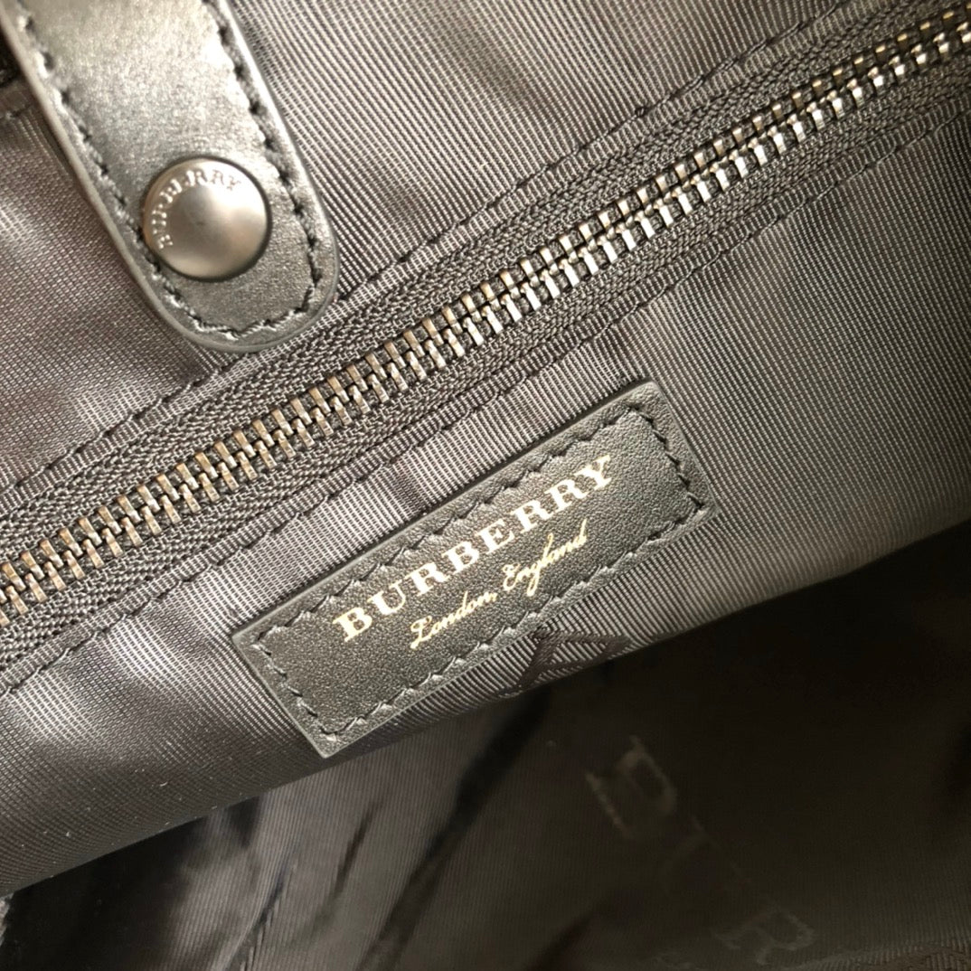 巴B家-Rucksack 軍旅背包 軍綠色