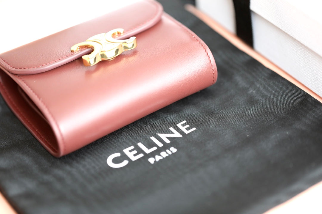 Celine TRIOMPHE 小號亮澤羊皮翻蓋錢包-酒紅