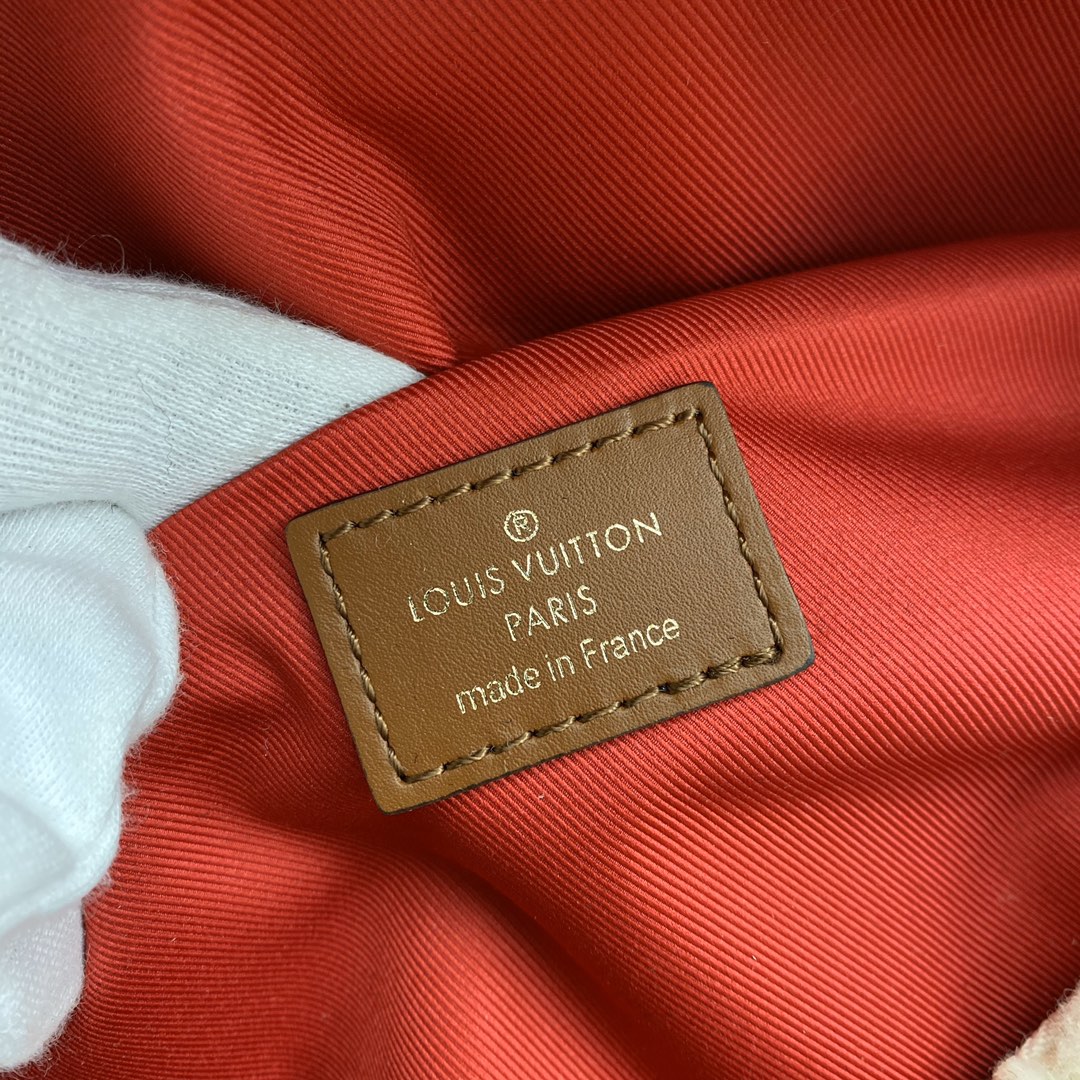 M55425 路L家-BUMBAG 絨布 腰包