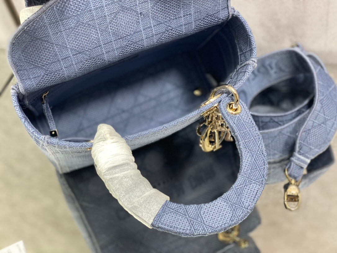 Dior Lady D-Lite黛妃包-刺繡丹寧藍
