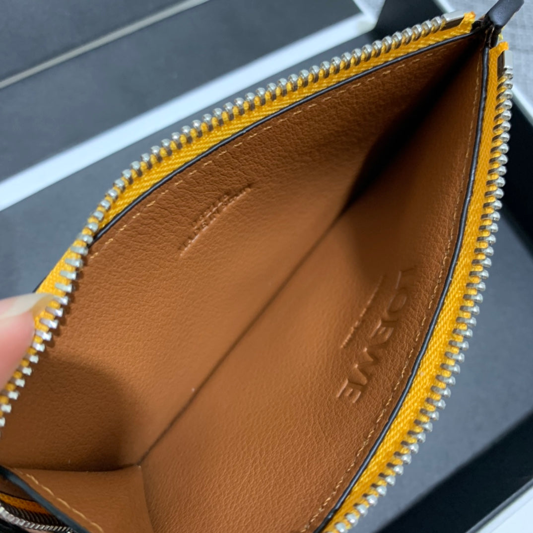 Loewe 百香果拉鍊小卡包