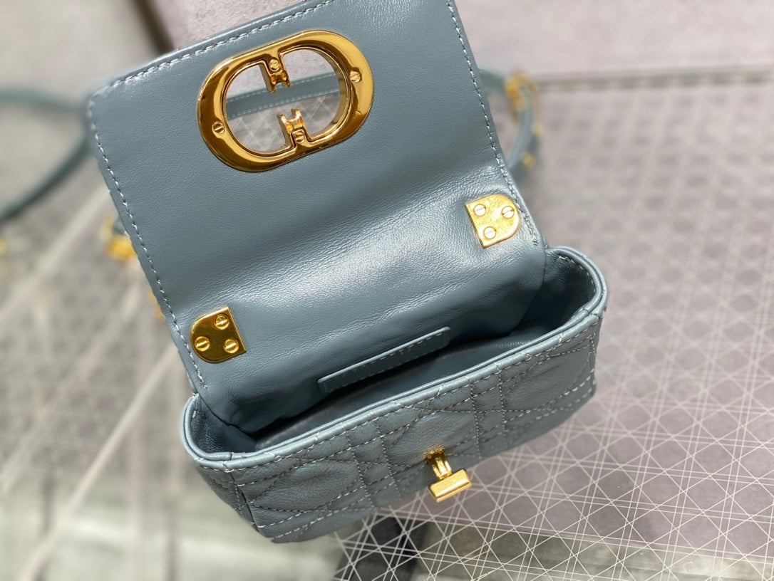 Dior-micro系列  霧霾藍