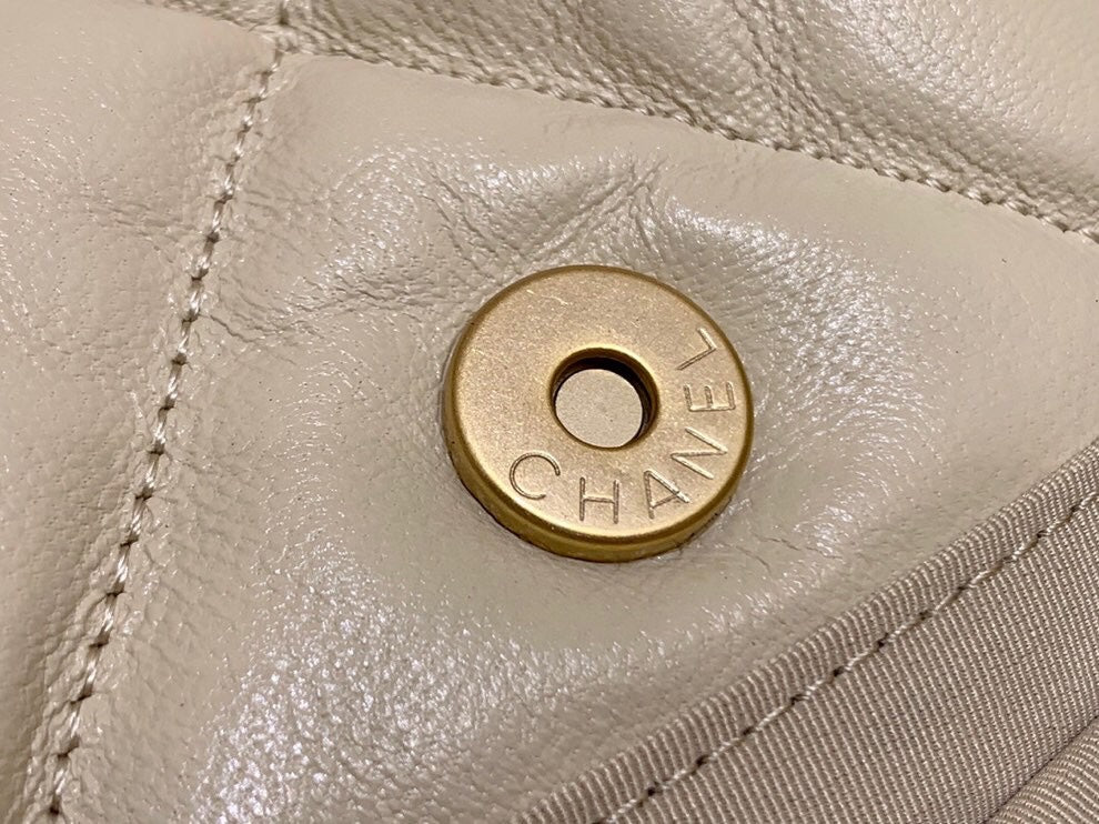 小香家-19Bag 米色金扣 中號