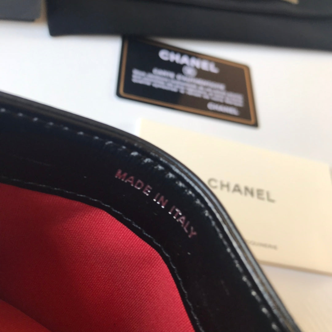 Chanel 流浪系列卡包