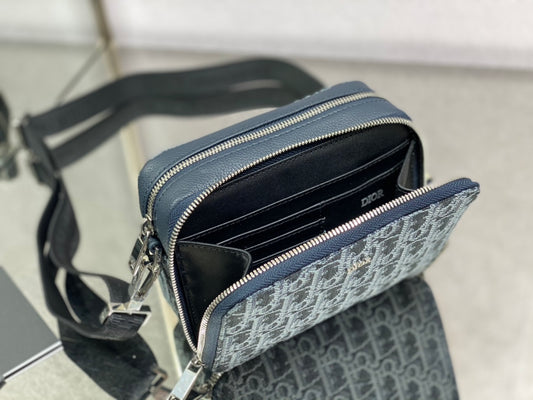 Dior 經典相機包-17*5*12cm