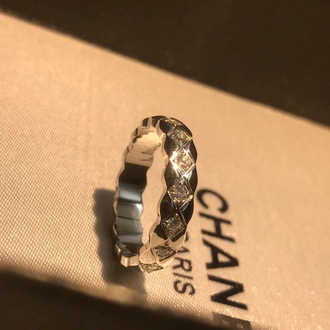 Chanel 戒指