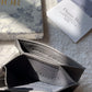 Dior 小羊皮風琴卡包