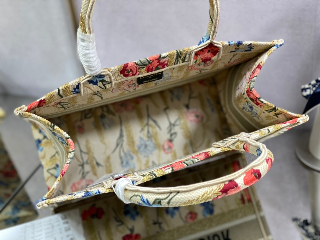 Dior Book Tote-小號36.5cm-新年限定花卉