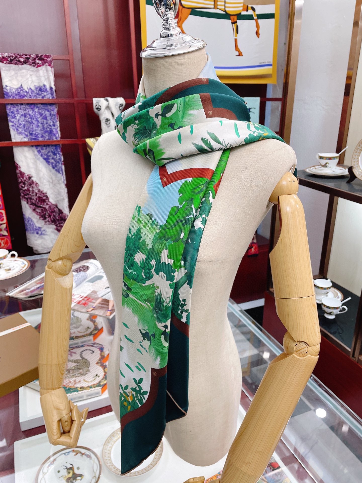 Burberry 森林城堡絲巾