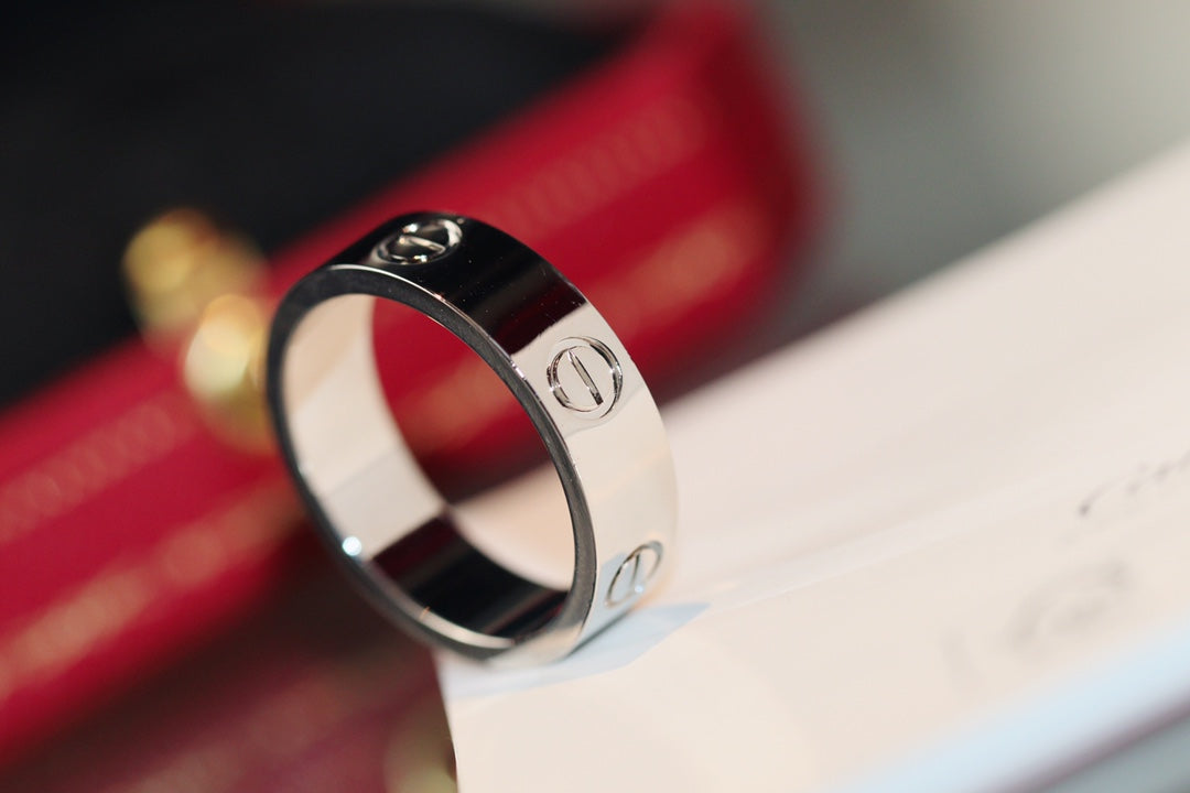 Cartier Love 寬版戒指-玫瑰金/白金/黃金-無鑽版