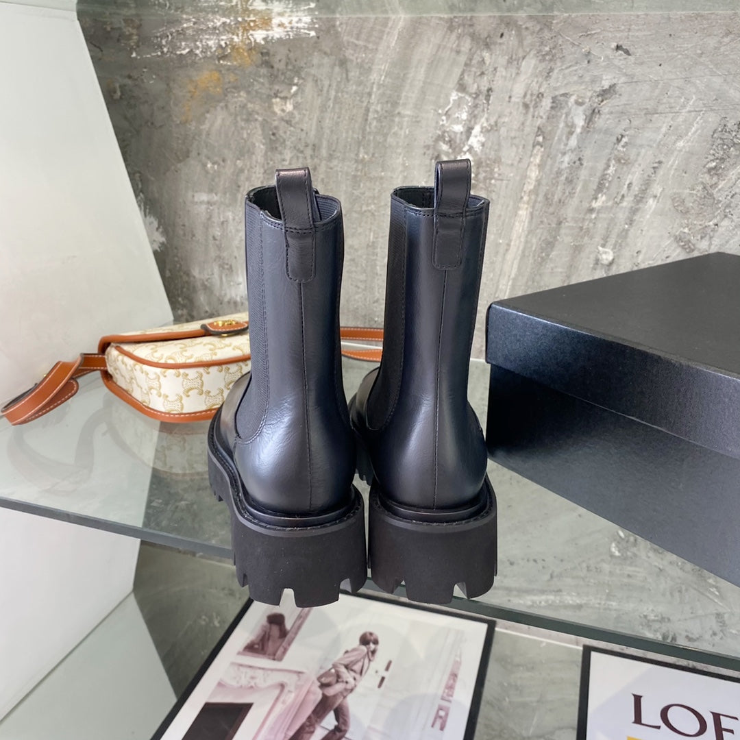 小香家-22FW 切爾西短靴（尺碼35-40）