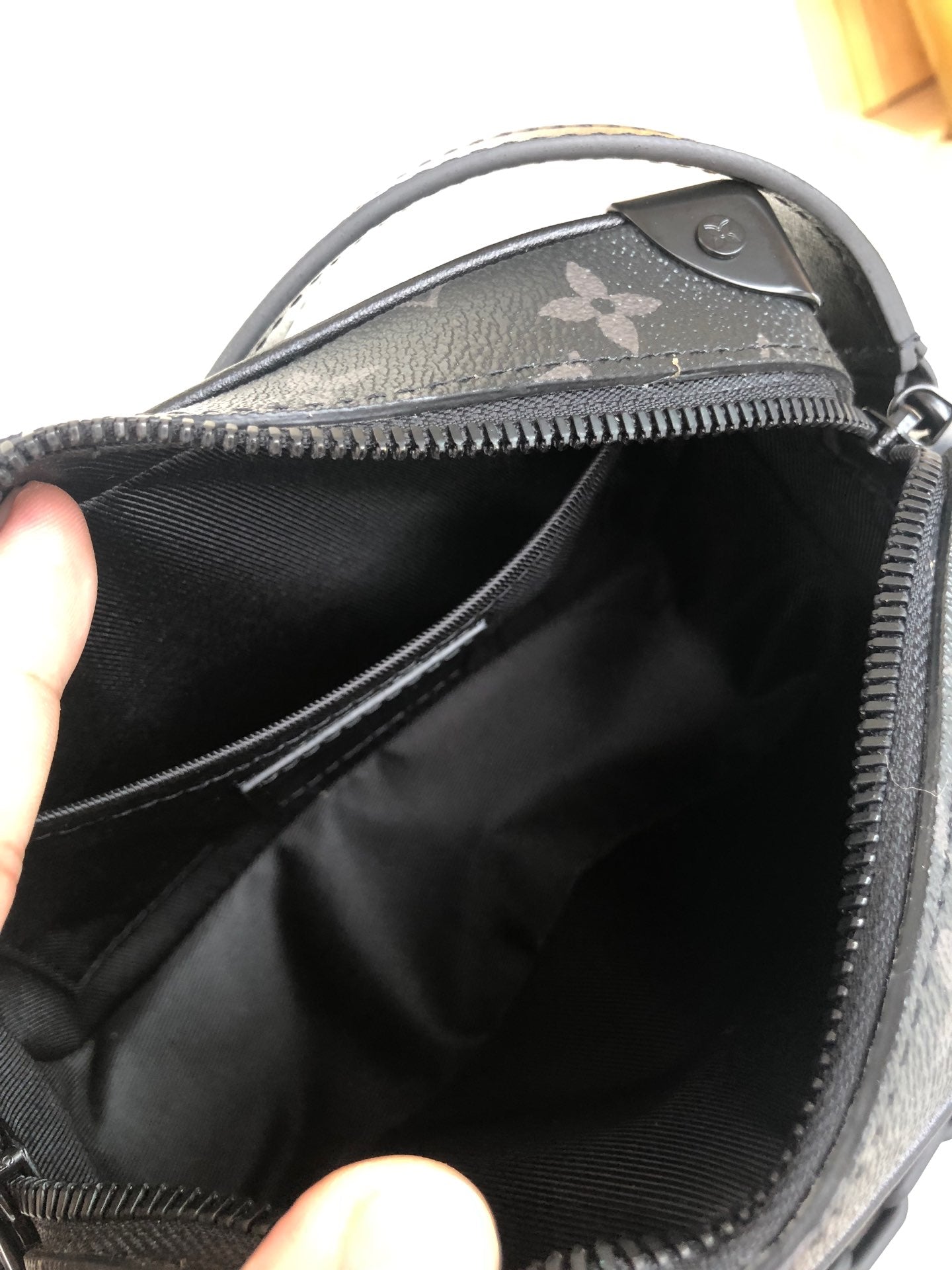 M44481 路L家-MINI SOFT TRUNK 男女同款