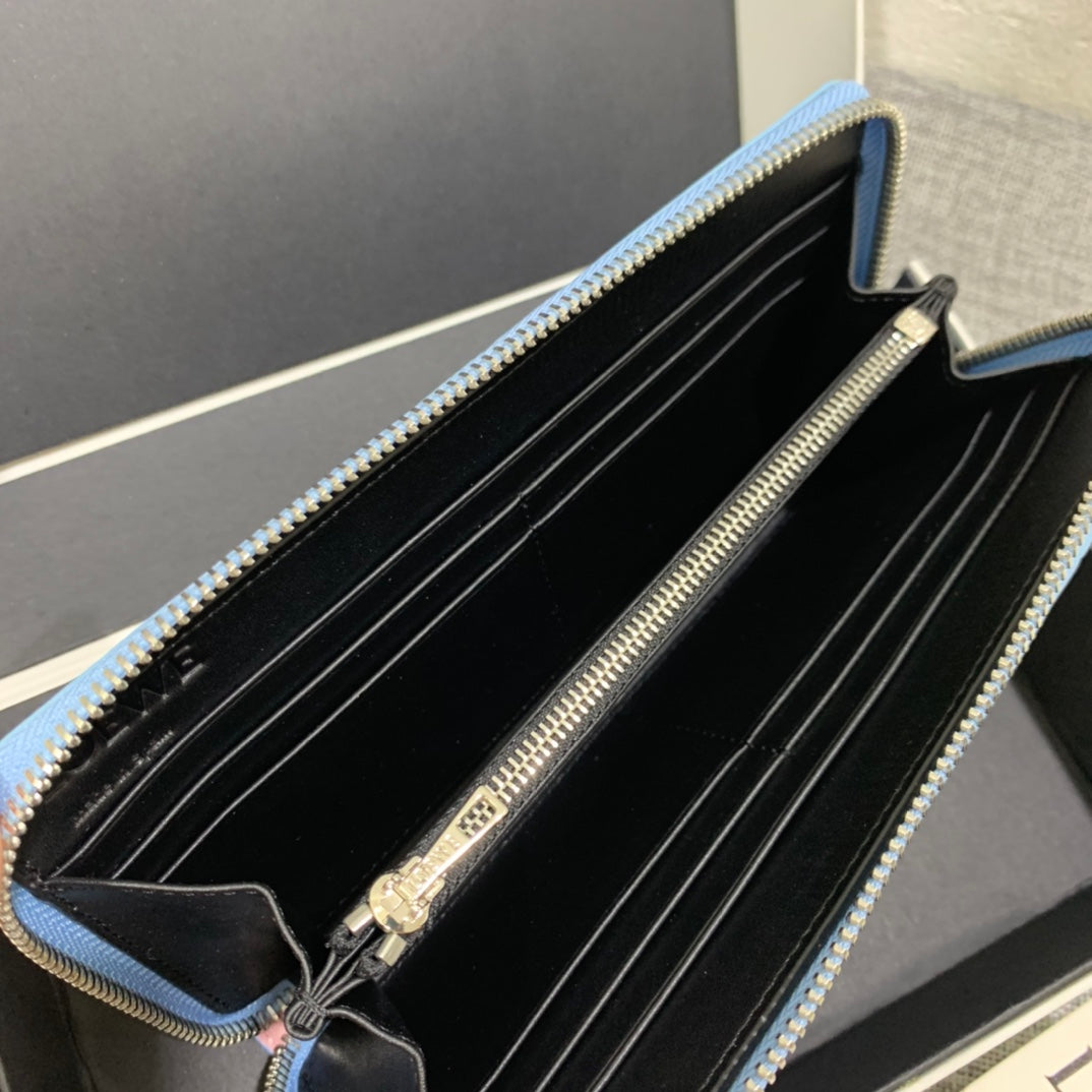 Loewe Puzzle zip around wallet 拉鍊長夾