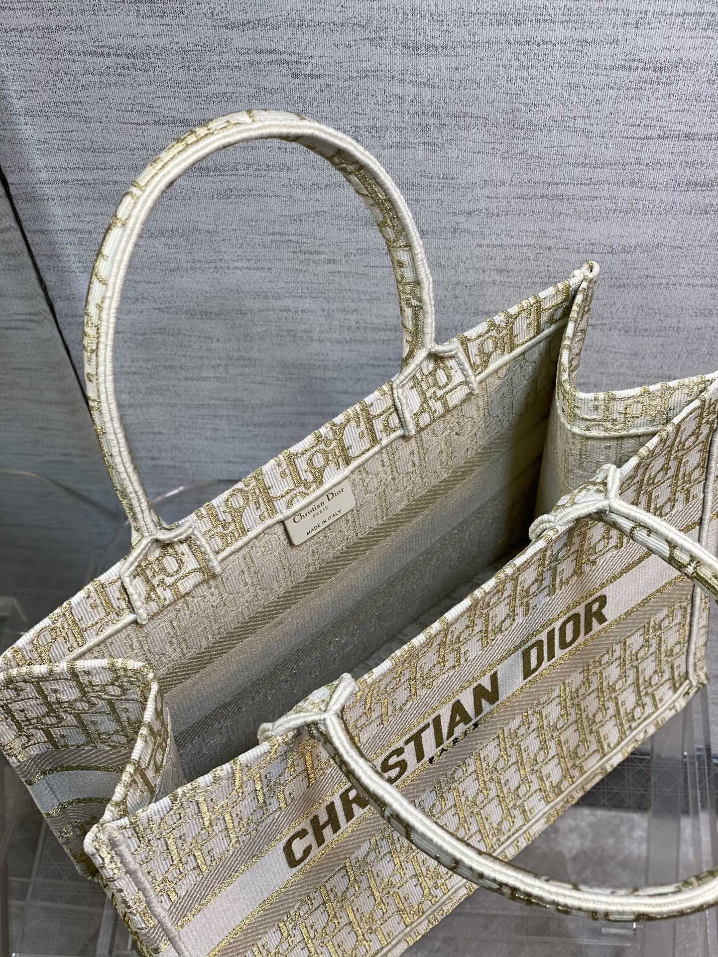 Dior Book Tote-小號36.5cm-金色老花 聖誕限定