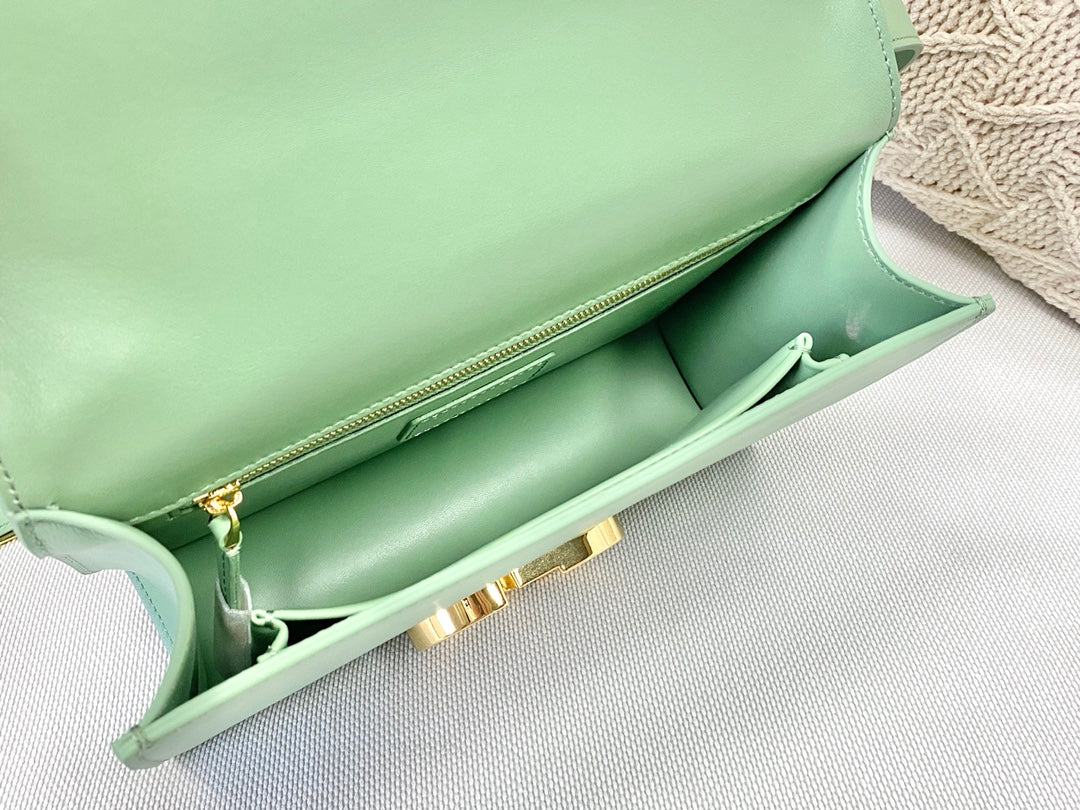 Dior 蒙田 30 Montaigne系列-24cm-牛皮平紋-薄荷綠金扣