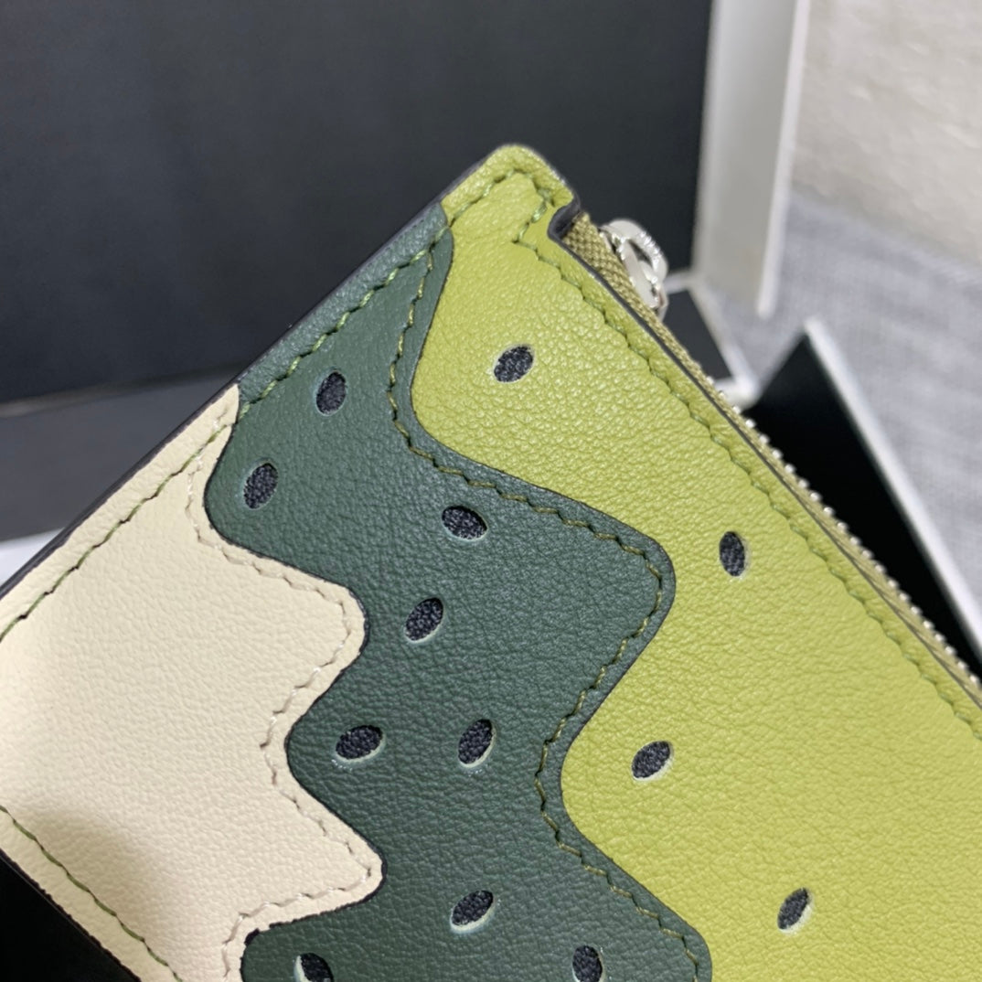 Loewe 奇異果拉鍊小卡包