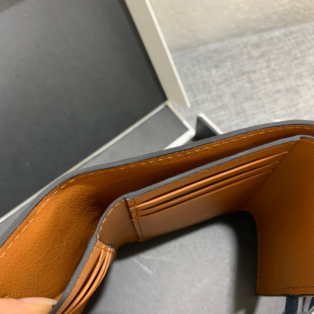 Loewe 三折短夾